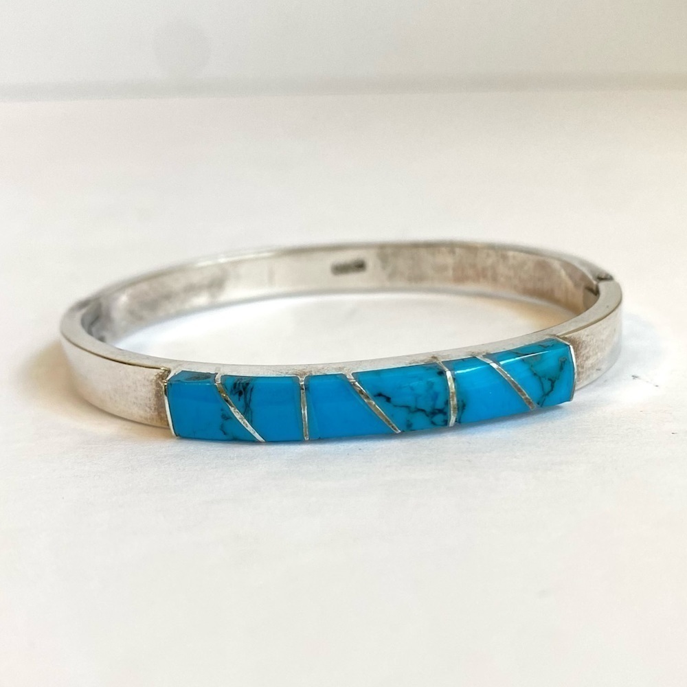 Vintage Turquoise Bangle Bracelet Mexico Silver Hinged Coastal Cowgirl Southwest - Picture 2 of 11